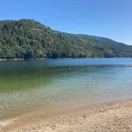 Vakantiehuis Casa Da Laija - Vistas Rio - 